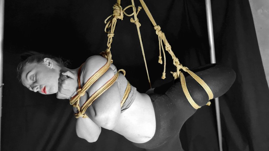 Шибари подвешивание