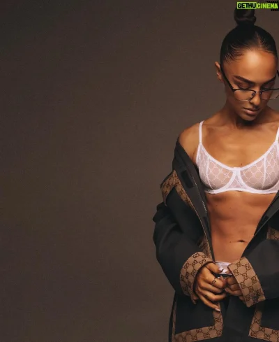 Мари краймбрери до пластики