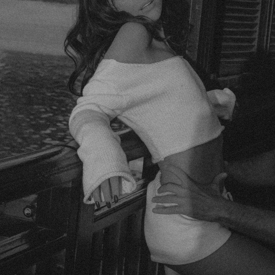 Худая девушка