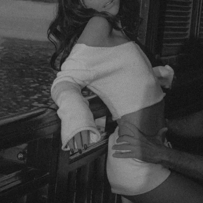 Худая девушка