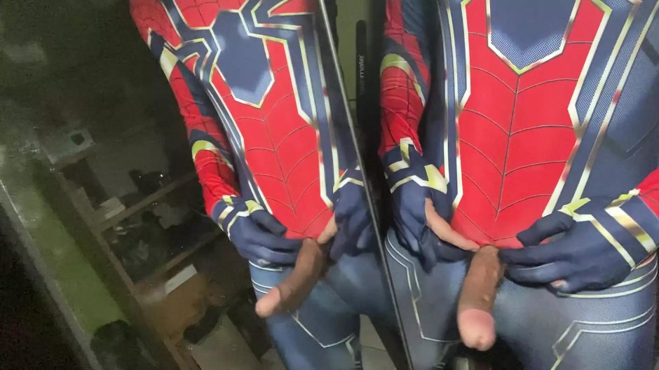 Костюм железного человека паука