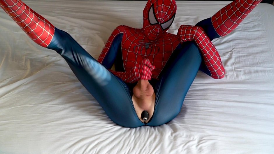 Костюм человека паука