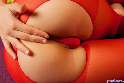 Трусы красные женские