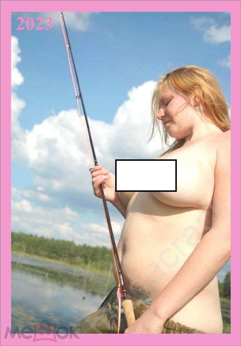 Голые красотки на рыбалке