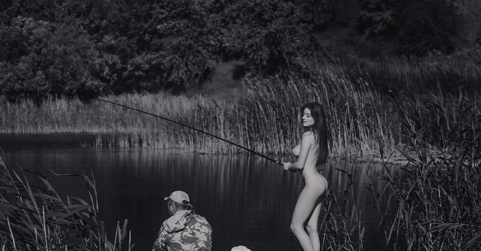 Девушка на рыбалке