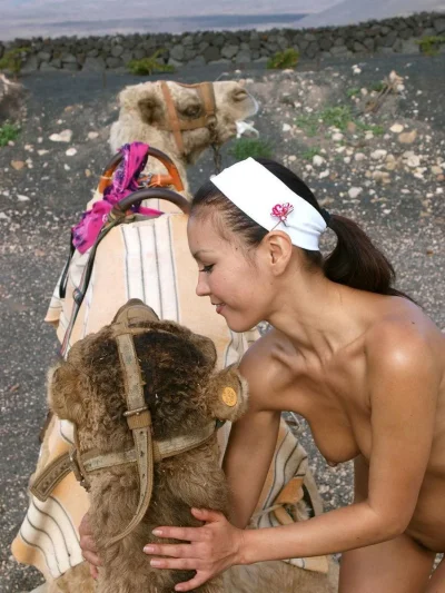 Красивые монгольские девушки