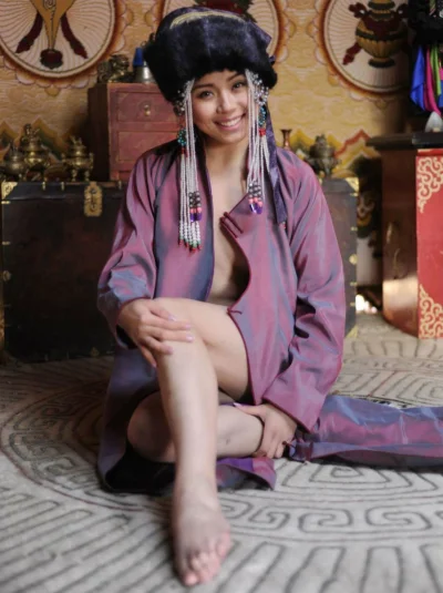 Монгольская девушка