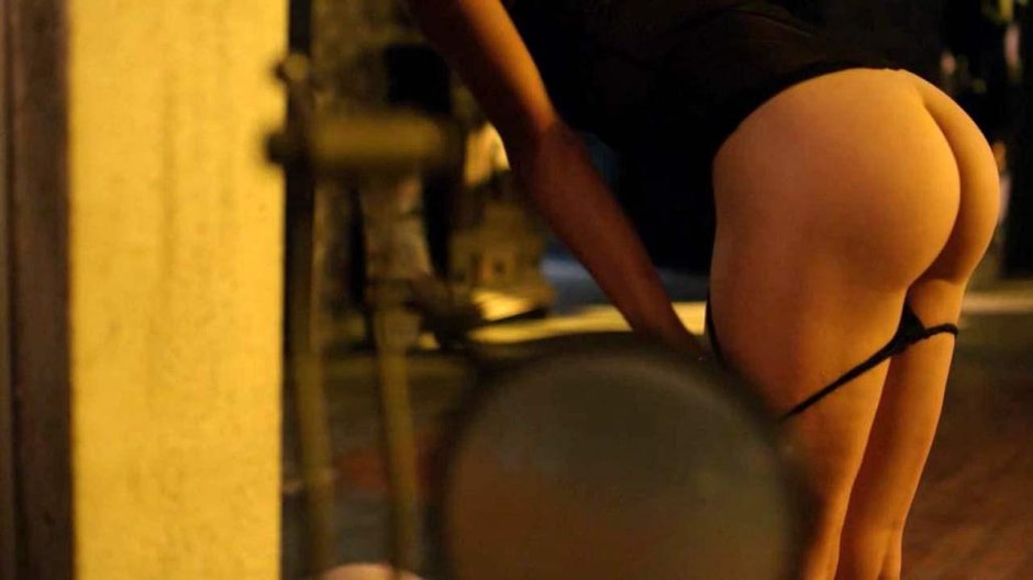 Сексуальная попка девушки