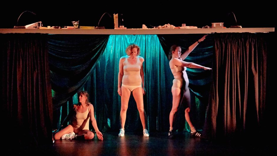 Ню театр урсулы мартинес