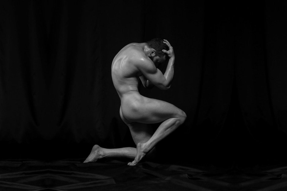 Мужская ню фотосессия