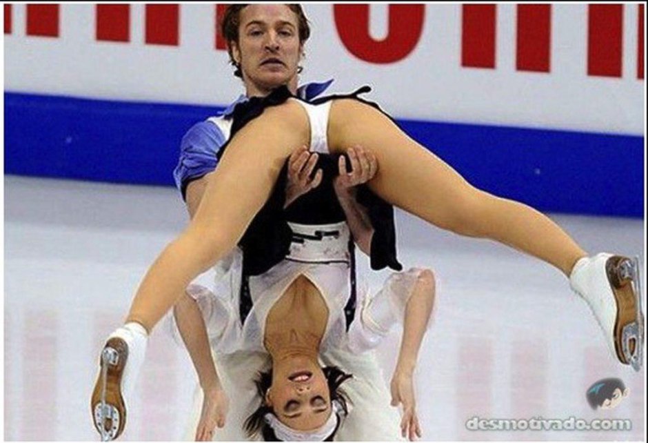 Эротические моменты фигуристок