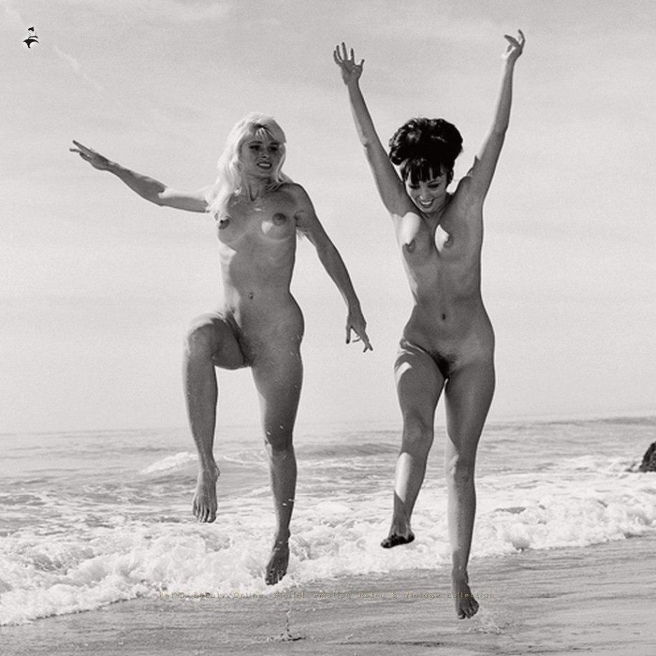 Нудистки ретро