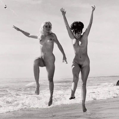 Нудистки ретро