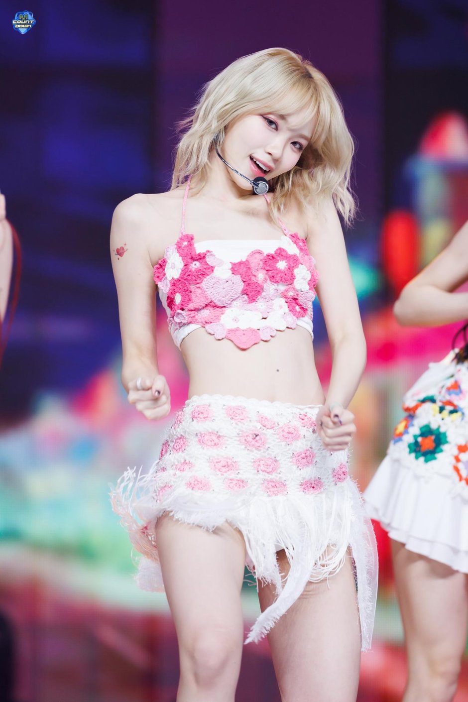 Девушка айдол