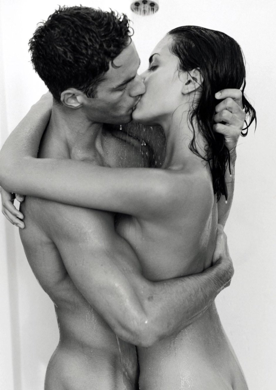 Голые поцелуи