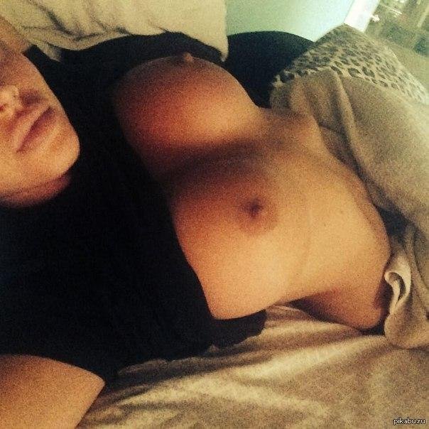 Селфи груди голой