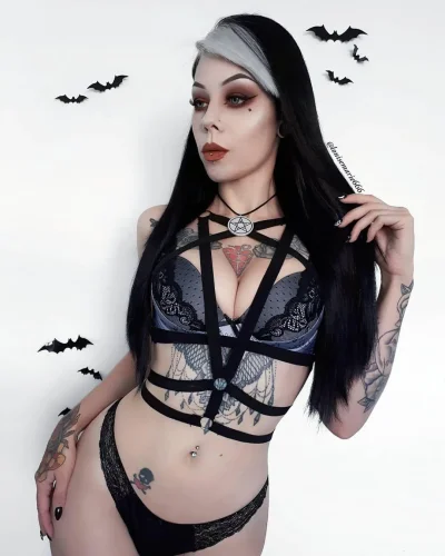 Готический макияж