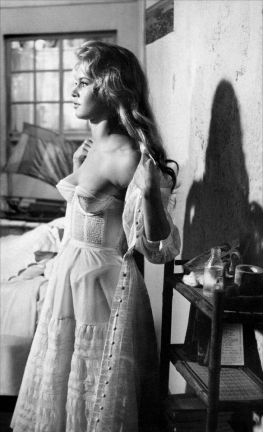 Бриджит бардо 1957