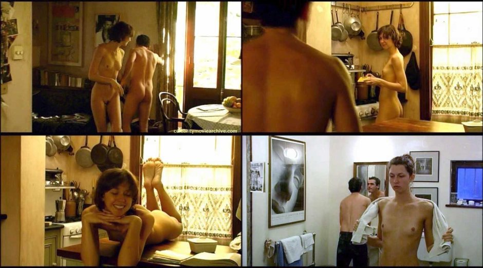 Эротическая сцена