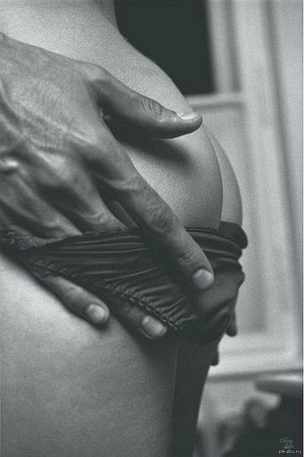 Эротические мужские руки