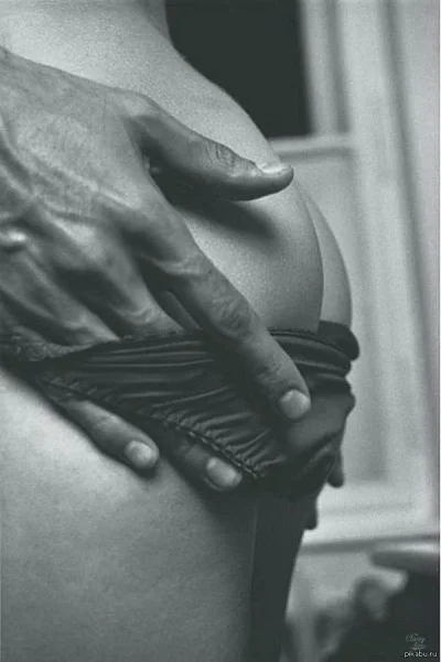 Эротические мужские руки