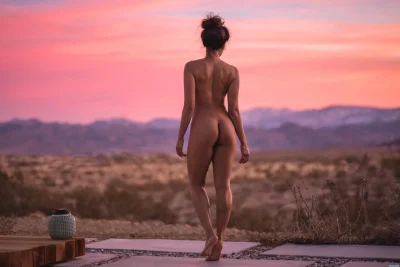 Голая эротика