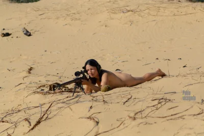 Девушка снайпер