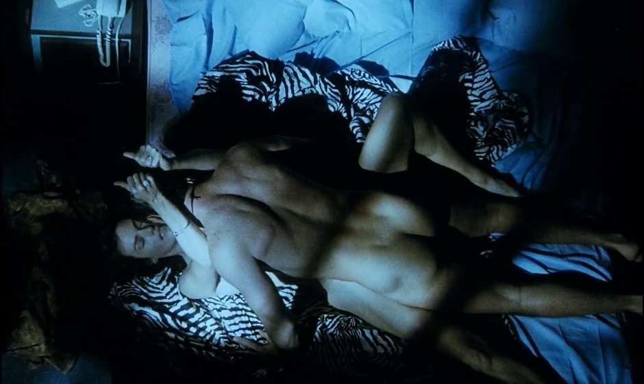 Эротическая сцена