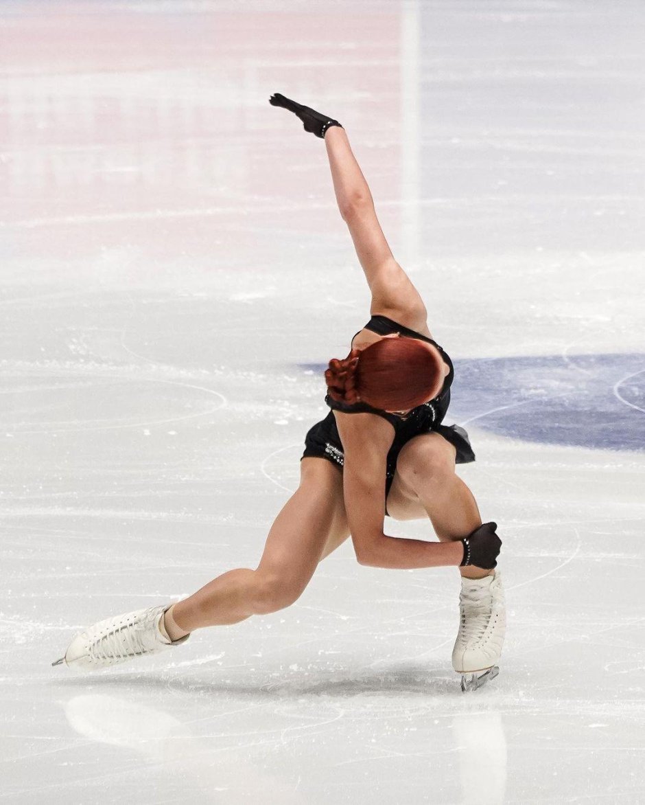 Александра трусова фигурное катание