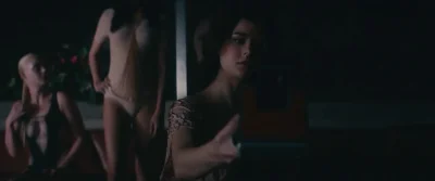 Кортни итон горячие