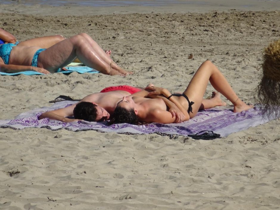 Топлесс пляж