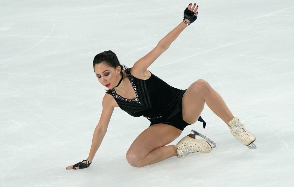 Алена леонова российская фигуристка