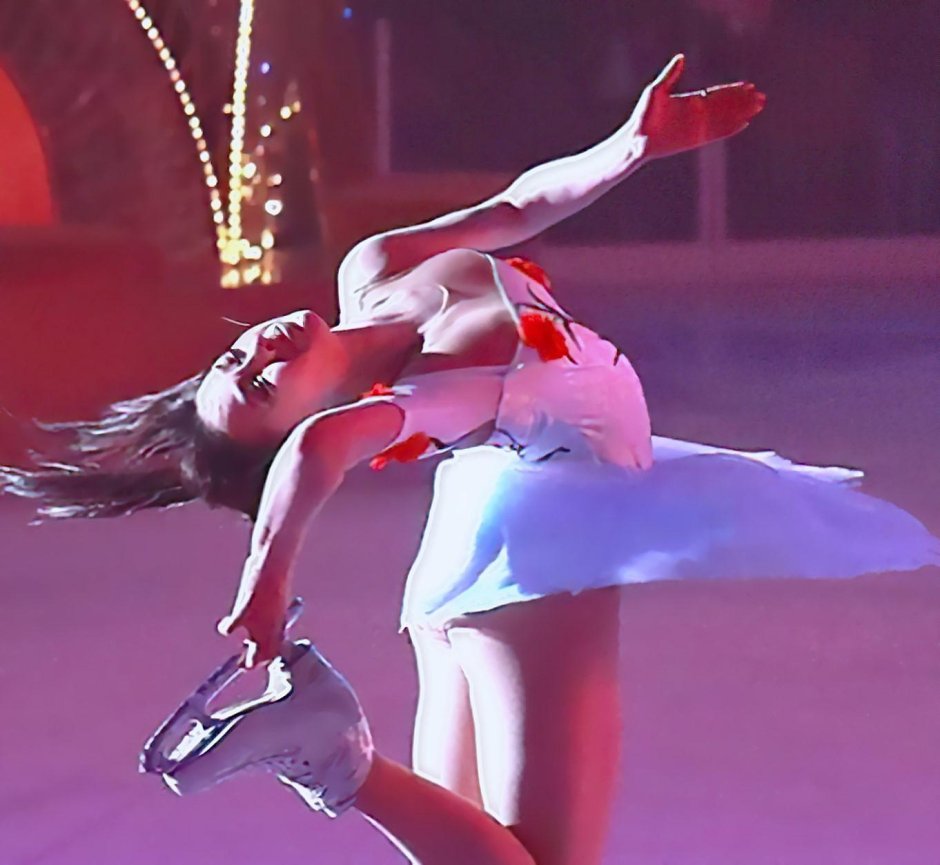 Алина загитова ледовое шоу