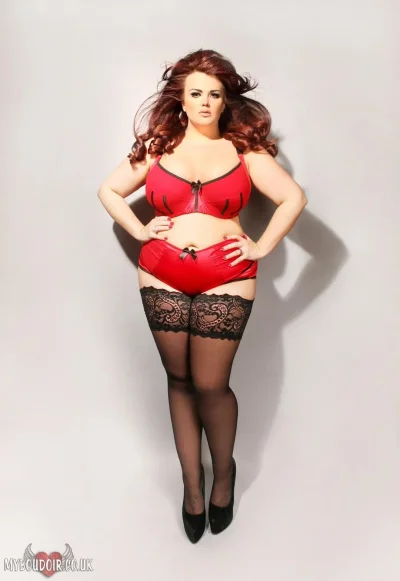 Алиса шпиллер модель плюс сайз