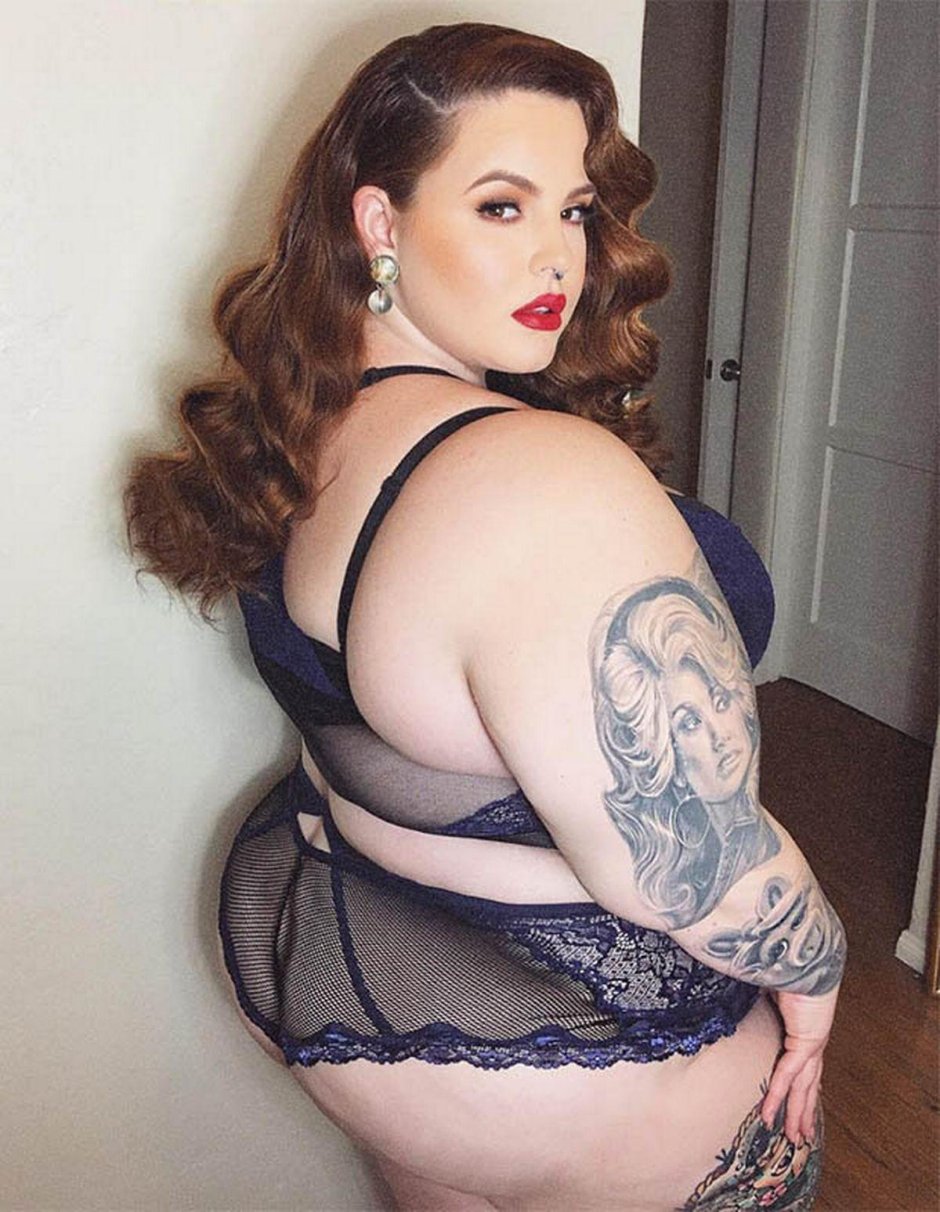 155 килограммовая модель тесс холидей