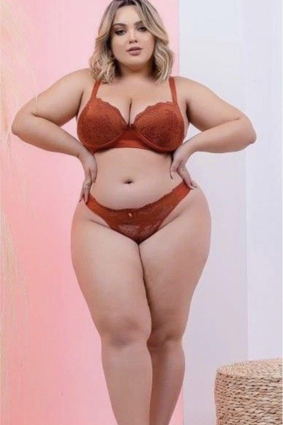 Виктория алмейда плюс сайз