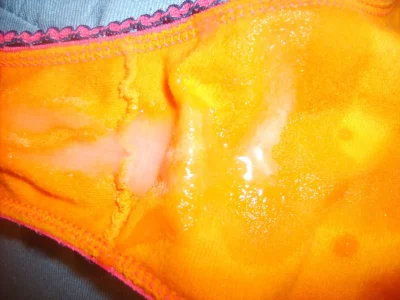 Грязные женские трусики