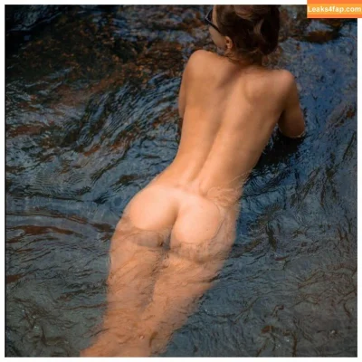 Голые попки актрис