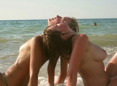 Голые на казантипе