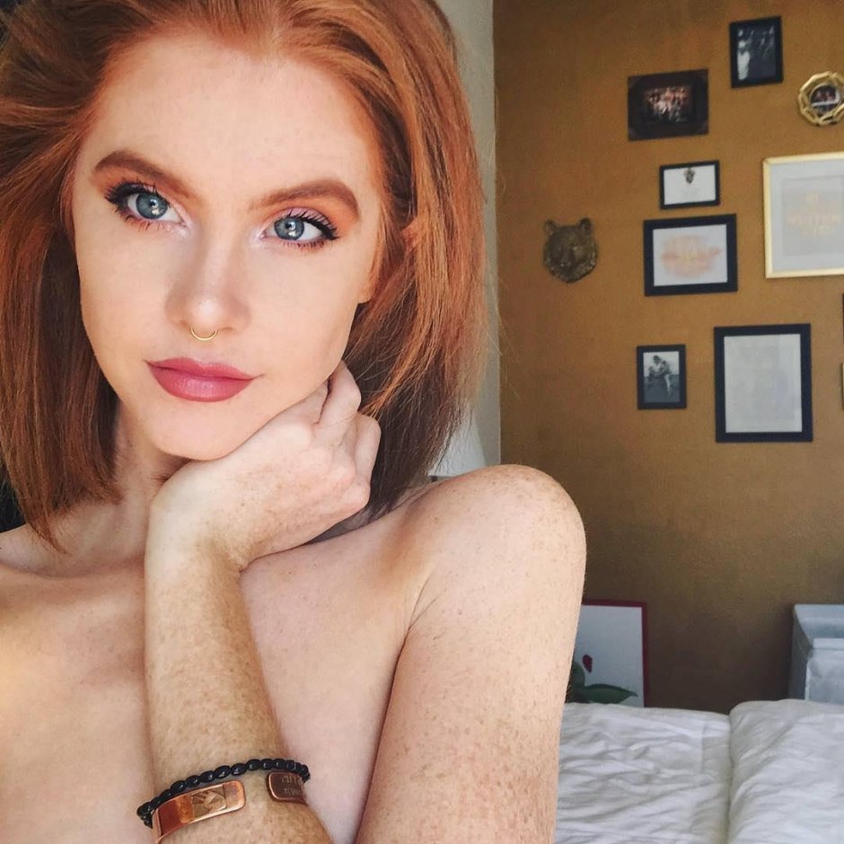 Смазливые девочки с веснушками ню