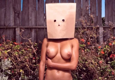 Веселые голые девчонки