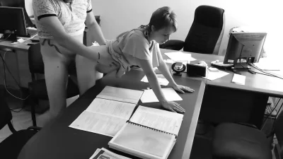 Скрытая камера в офисе ню