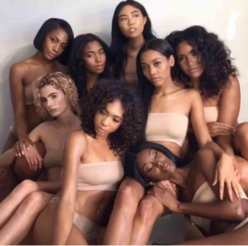 Девушки с разным цветом кожи