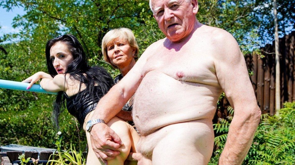 Старые с молодыми девушками