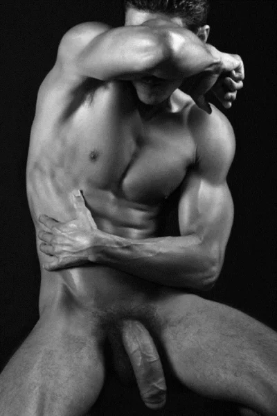 Идеальное голое тело мужчины