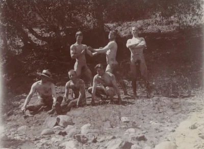 Голые советские солдаты