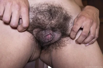 Первые лобковые волосики