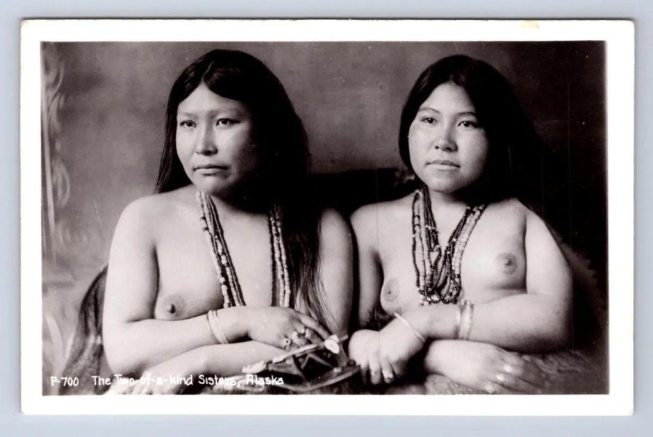 Голые эскимосские женщины