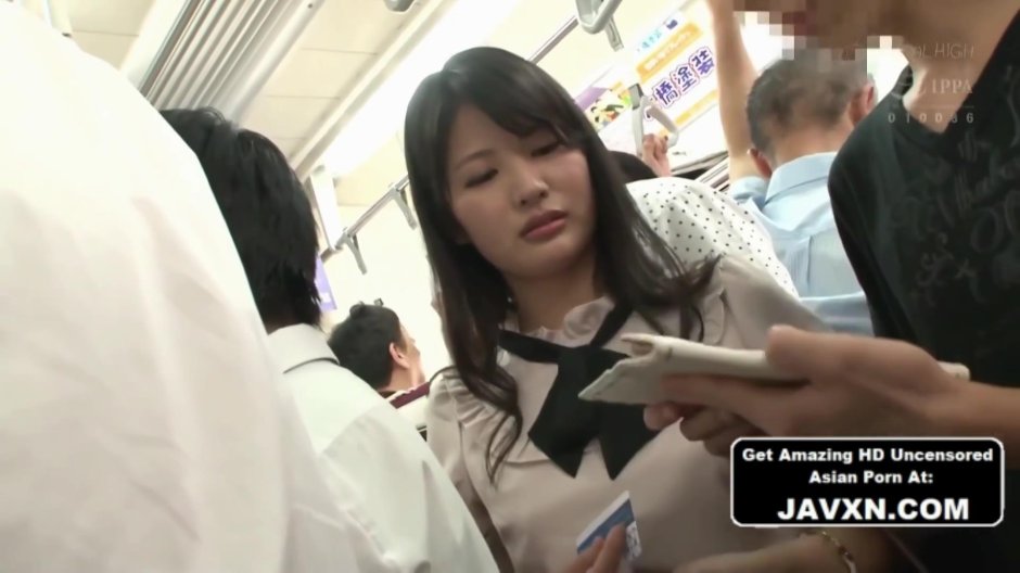 Порно в автобусе азиатки