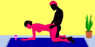 Поза догги стайл